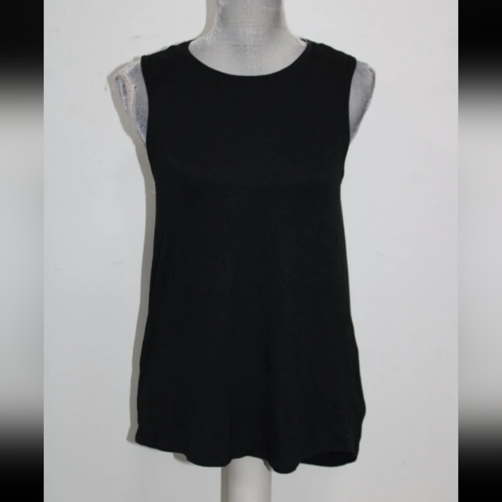 J+b Ladies Simple Black Tank Top-M